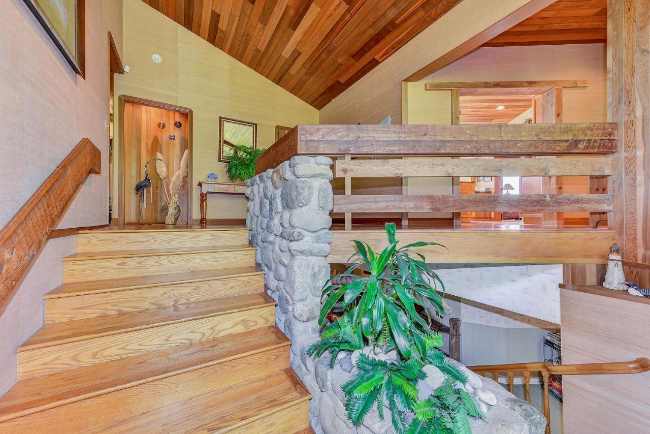 Oceanside Lodge On Saanich Inlet North Saanich Buitenkant foto