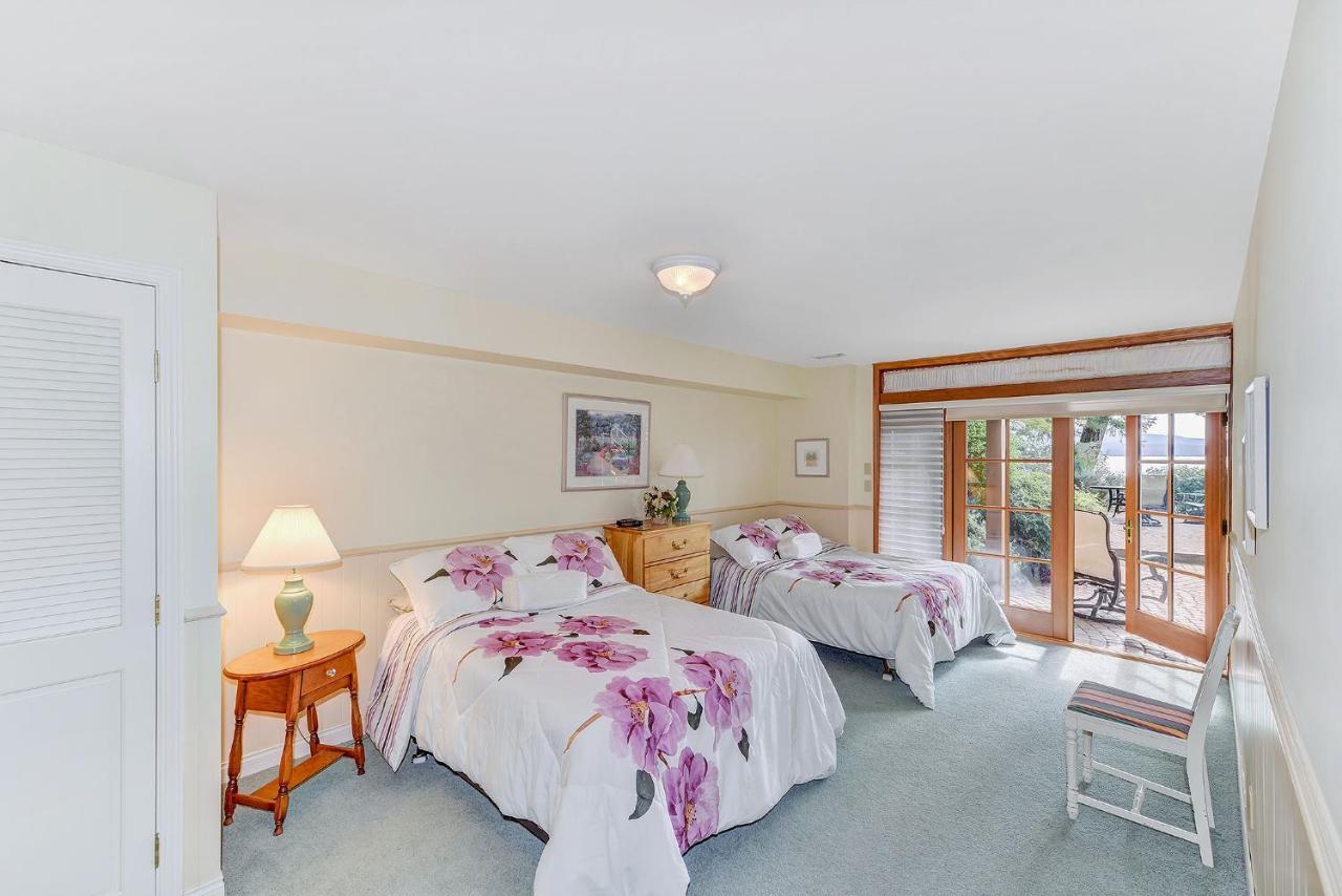 Oceanside Lodge On Saanich Inlet North Saanich Buitenkant foto