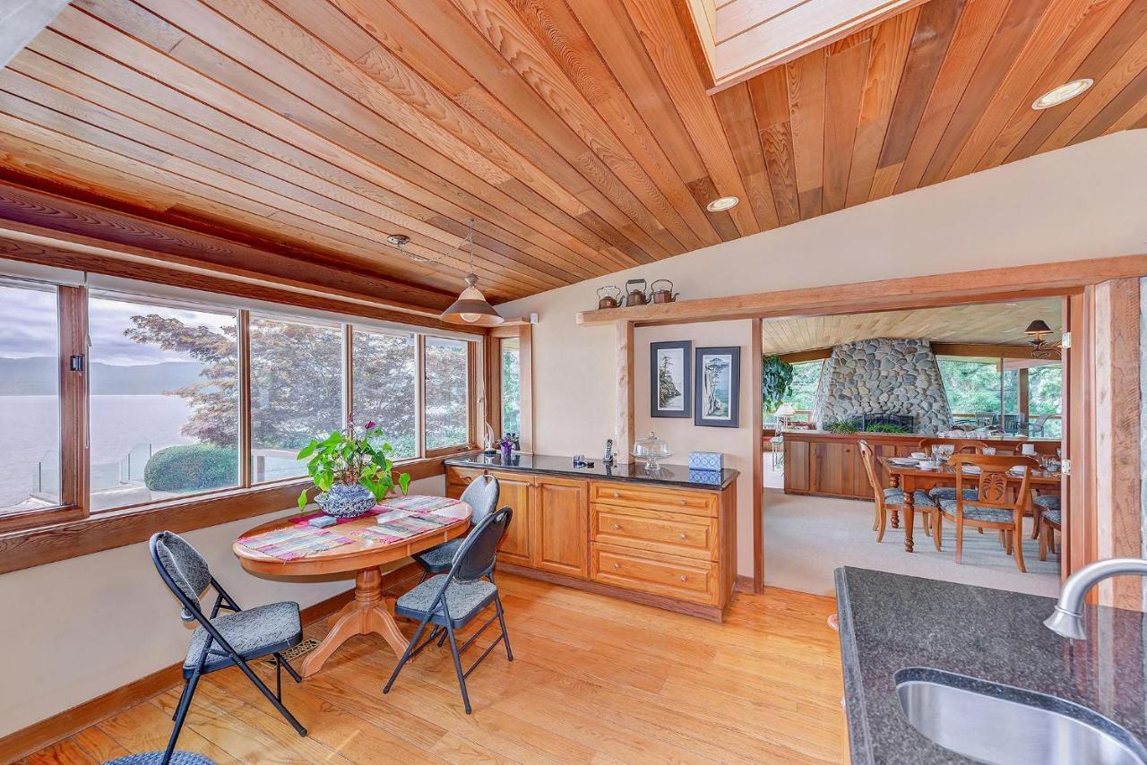Oceanside Lodge On Saanich Inlet North Saanich Buitenkant foto