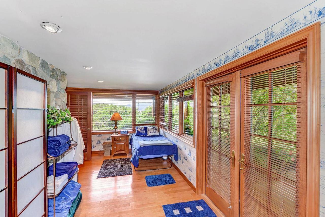 Oceanside Lodge On Saanich Inlet North Saanich Buitenkant foto